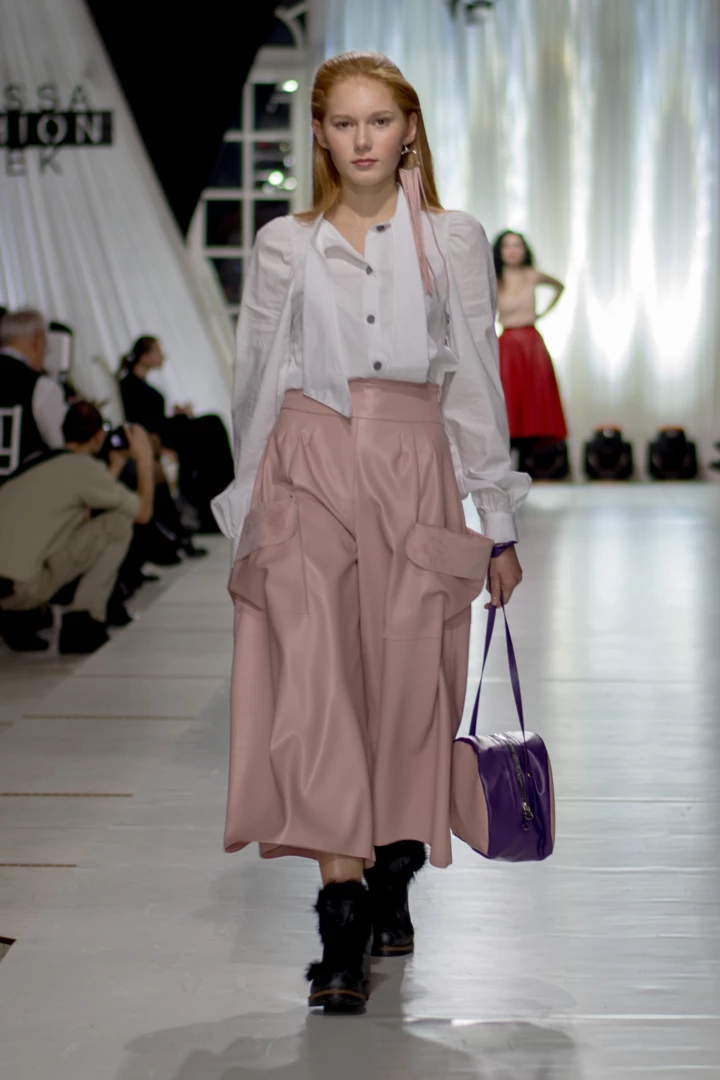 <b>ALINA KRAVETС</b>