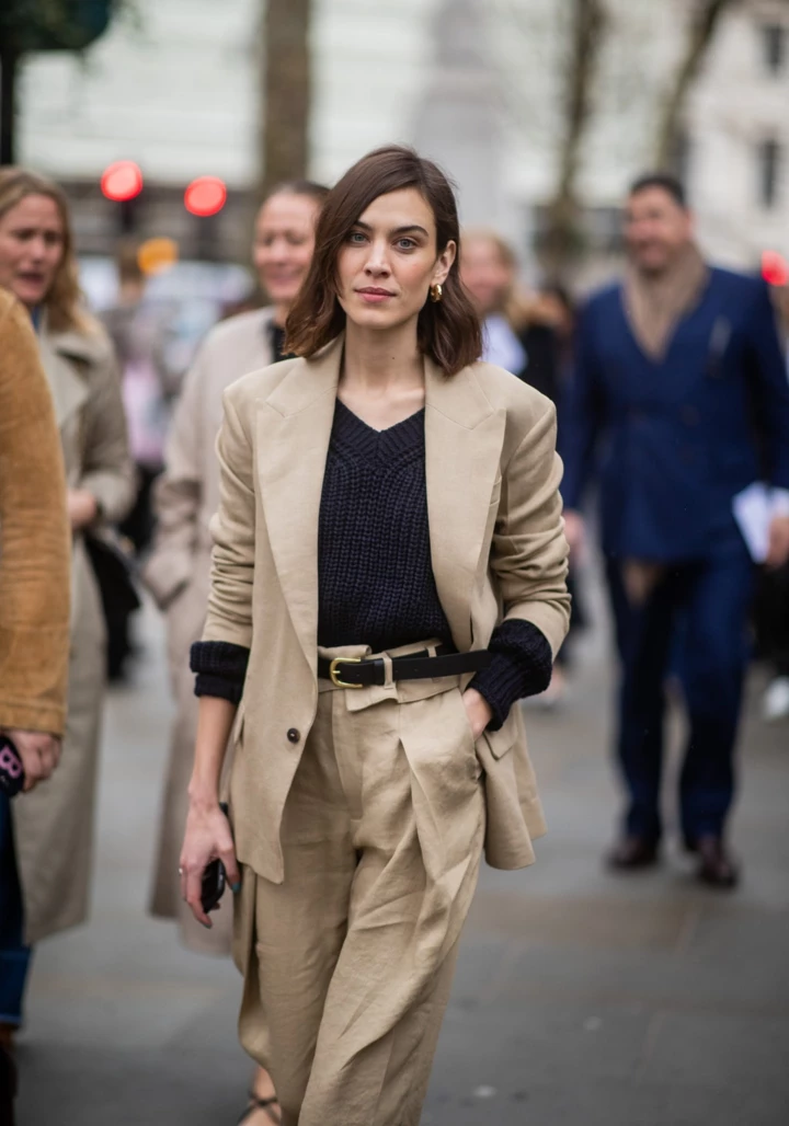 &lt;b&gt;Beige_Suit_Streetstyle&lt;/b&gt;