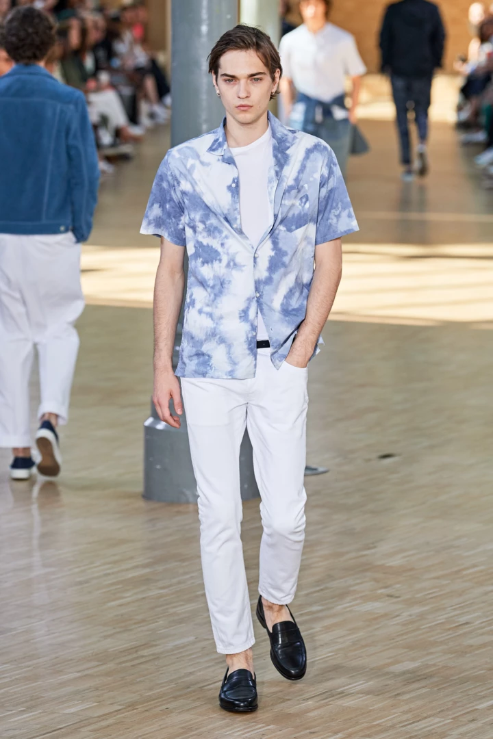 &lt;b&gt;tie dye man runway&lt;/b&gt;