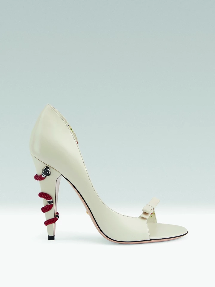 <b>Gucci shoes</b>