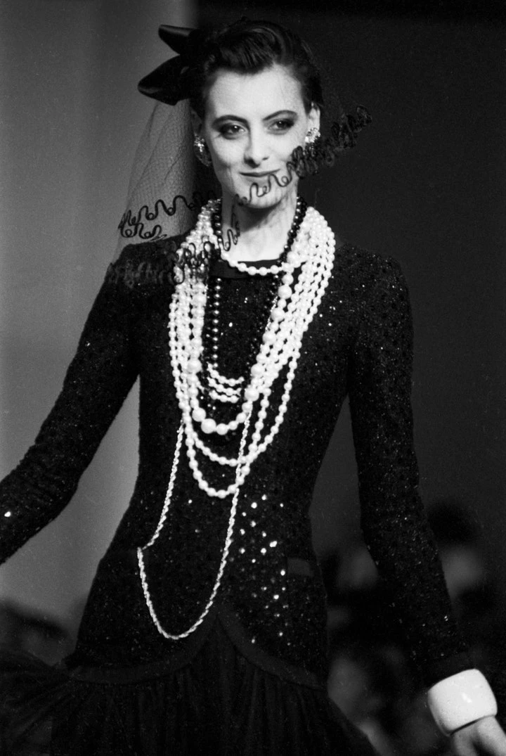 &lt;b&gt;Chanel_Karl_Lagerfeld_80s&lt;/b&gt;