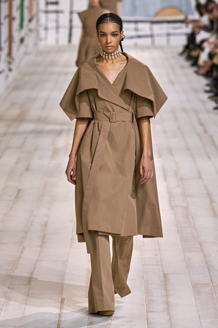 Простота і розкіш: нова колекція Christian Dior Couture весна-літо