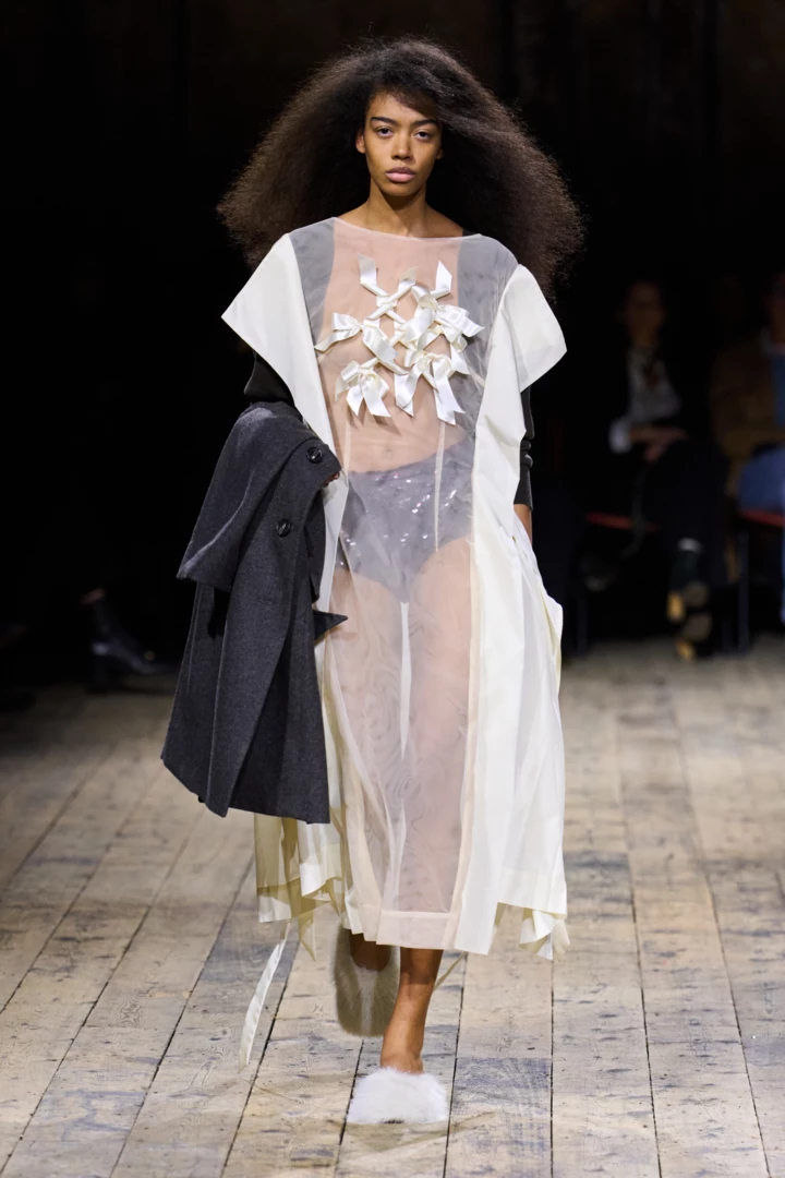 Simone Rocha осінь-зима 2026 | Vogue UA