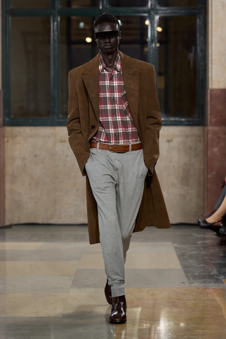 MM6 Maison Margiela осінь-зима 2026 | Vogue UA
