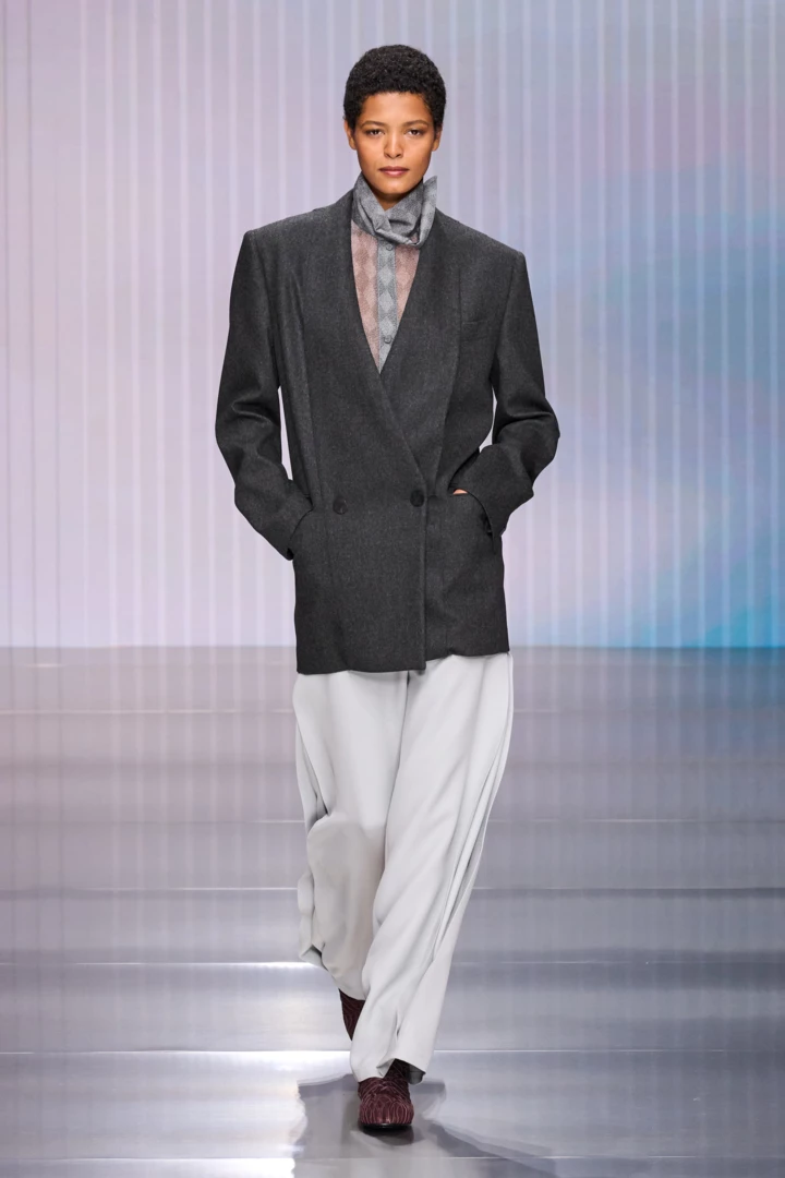Giorgio Armani осінь-зима 2026 | Vogue UA