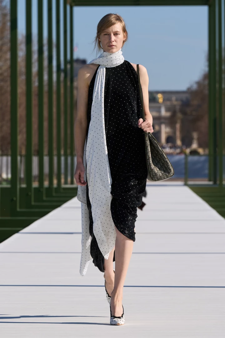 Christian Dior осінь-зима 2026 | Vogue UA