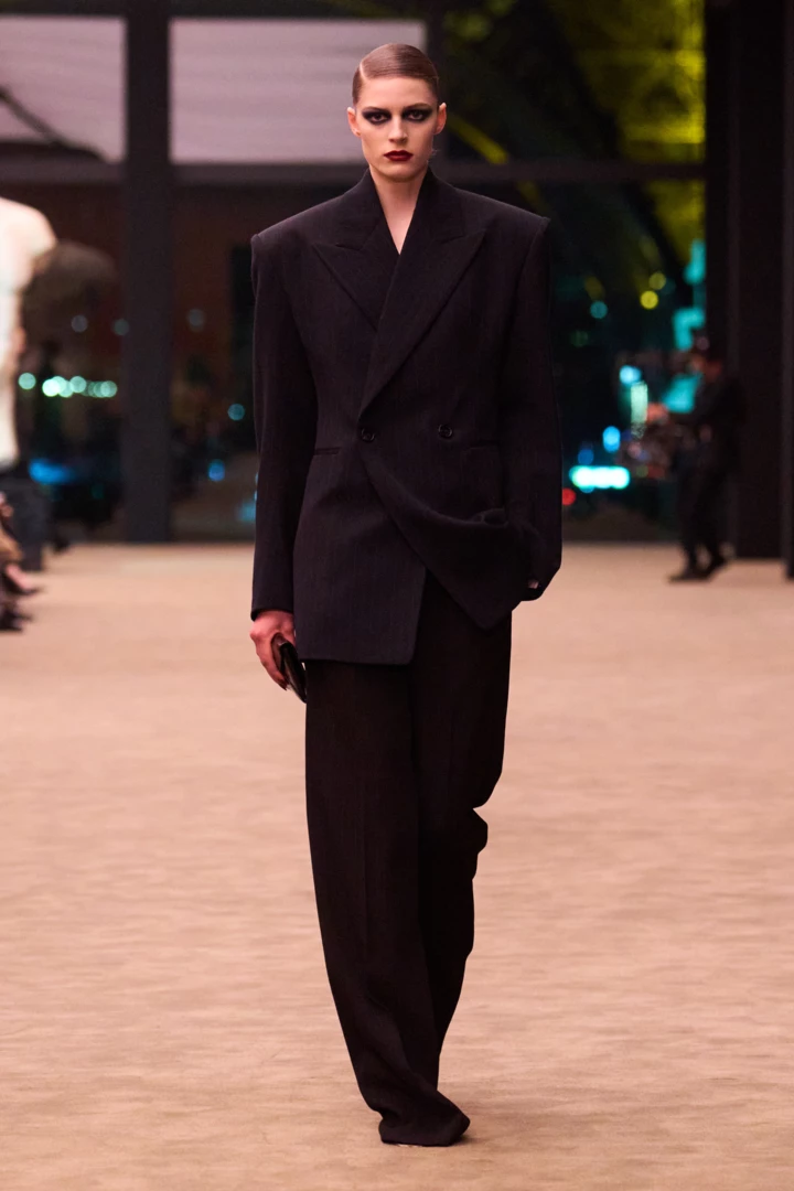 Saint Laurent осінь-зима 2026 | Vogue UA