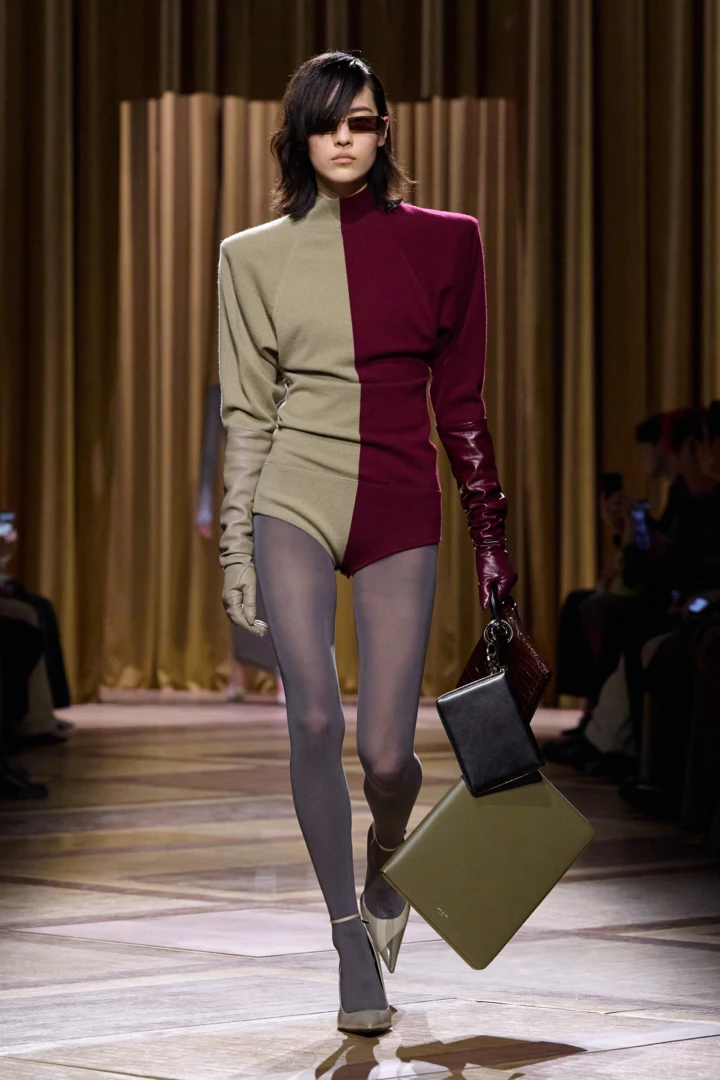 Mugler осінь-зима 2026 | Vogue UA