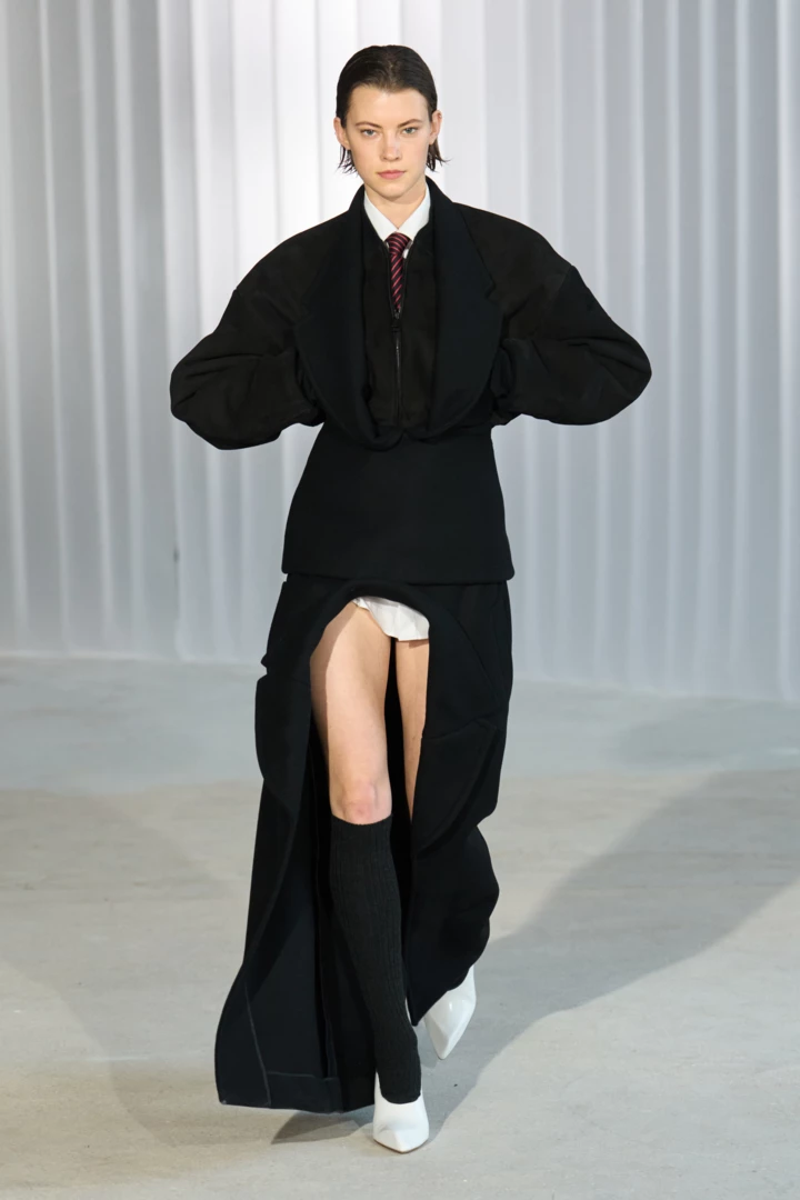 JEAN PAUL GAULTIER CLASSLQUE ニットジャケット 40 Jean Paul Gaultier осінь-зима 2026 | Vogue UA