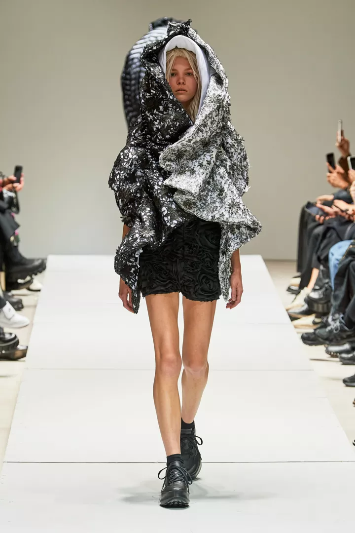 Vogue comme des garcons on sale