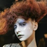 Що означали beauty-образи Пет Макграт на показі Maison Margiela Haute Couture Spring-Summer 2024 