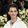 Найкращі ювелірні прикраси Met Gala 2025