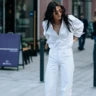 9 способів носити білі штани — і влітку, і восени