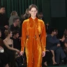 Помаранчевий — гіт сезону: наймодніший колір у колекціях осінь-зима 2025/2026