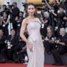 Венеція — 2025: Емілі Блант, Кая Гербер та інші зірки на червоній доріжці фестивалю 