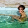 9 світлин Одрі Гепберн у ретро-купальниках