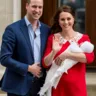 Принц Уильям и герцогиня Кэтрин впервые показали сына
