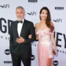 Образ дня: Амаль Клуни в Prada