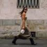 Streetstyle: гості Тижня моди в Мілані, день 2