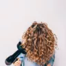 6 советов по уходу за вьющимися волосами