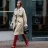 Streetstyle: с чем модницы сочетают красную обувь