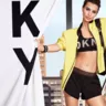 Эмили Ратажковски в новой рекламной кампании DKNY