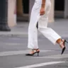 Streetstyle: как модницы носят белые джинсы этим летом