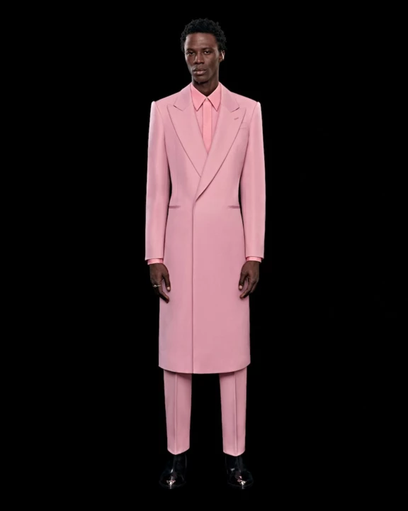 &lt;b&gt;Alexander McQueen Menswear-Fall 2023&lt;/b&gt;