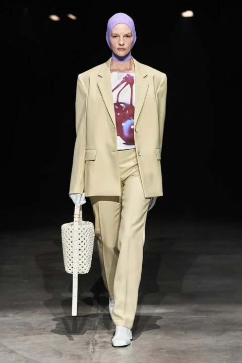 <b>Jil Sander</b>