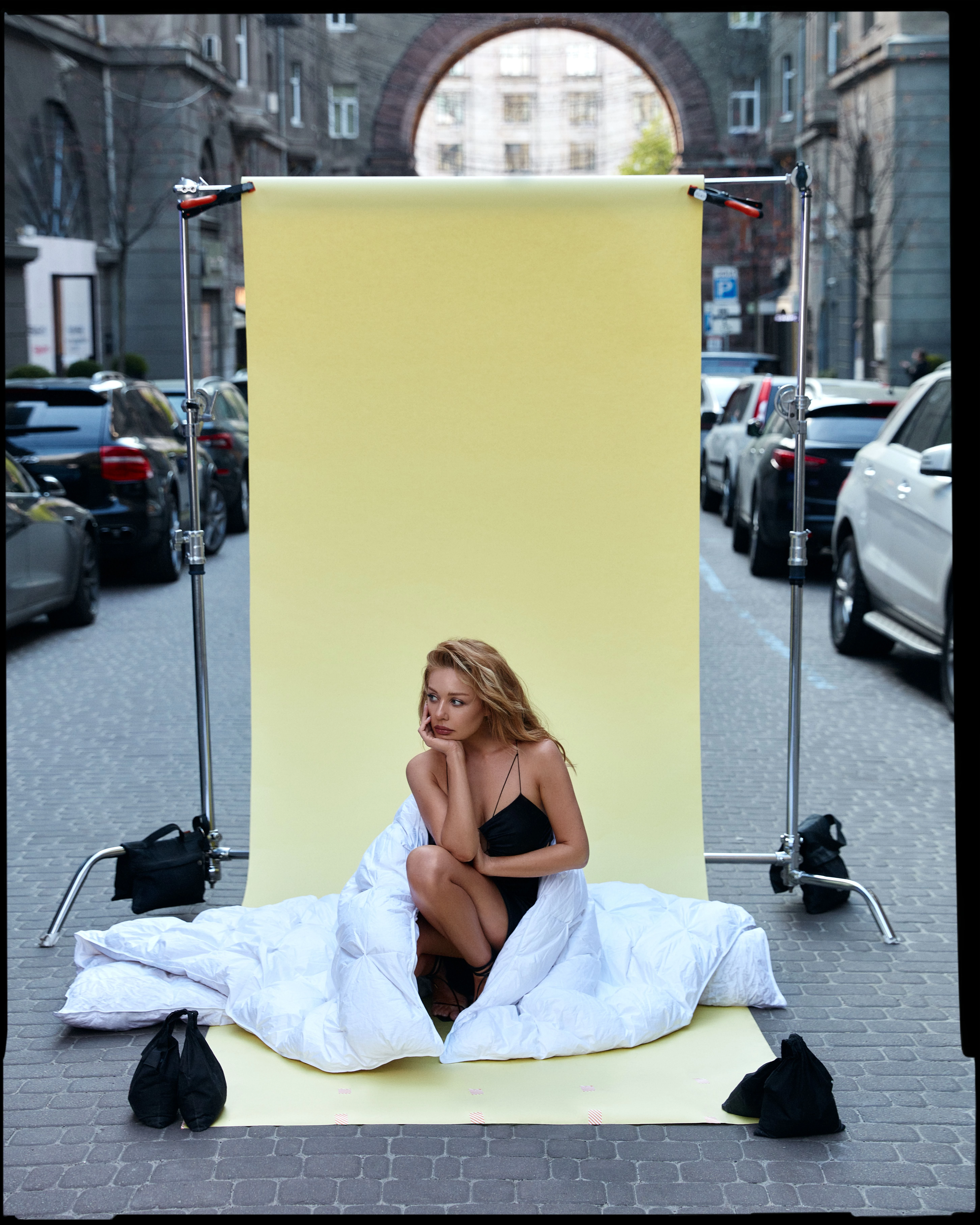 Vogue UA ексклюзивно публікує знімання Тіни Кароль, яке було зроблено  в знакових місцях Києва на честь виходу кліпа