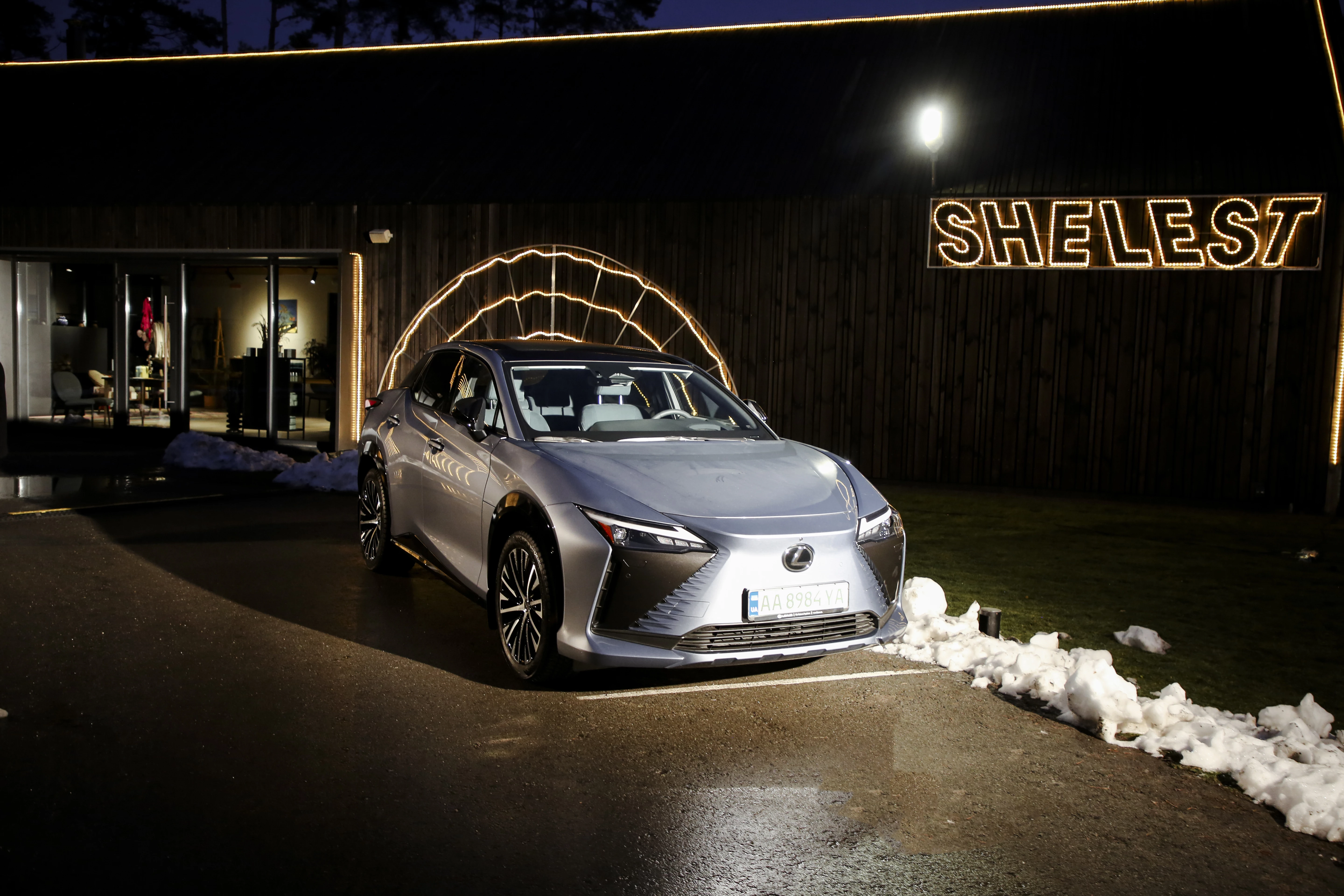 Електрокросовер LEXUS RZ 450e Електрокросовер LEXUS RZ 450e