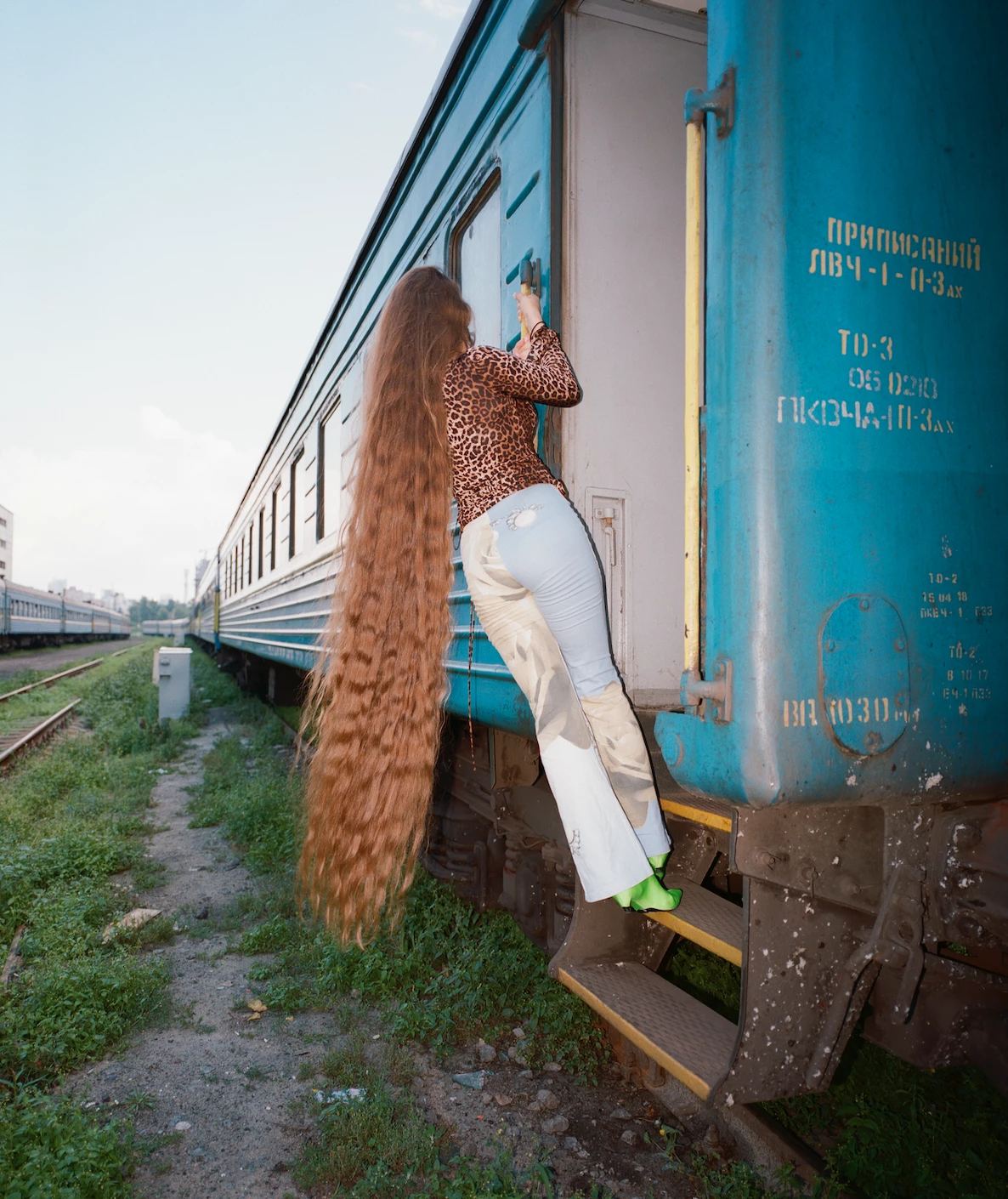 Джулі Полі, "Альона, Київ-Чернівці", серія "Укрзалізниця", 2017-2019