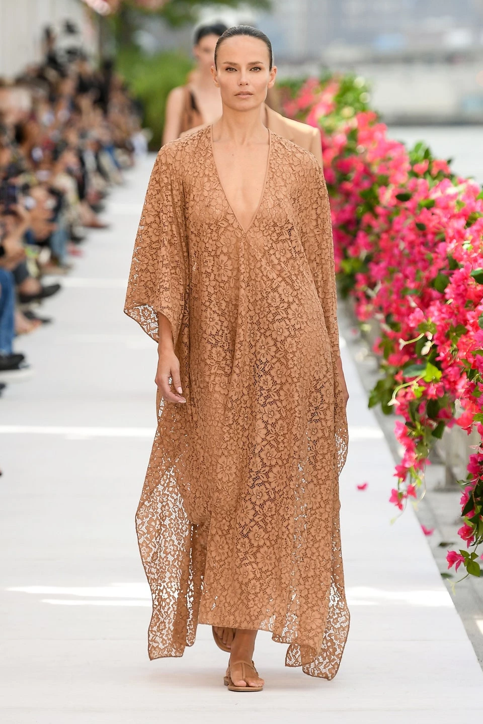 Michael Kors весна-літо 2024. Photo: Isidore Montag / Gorunway