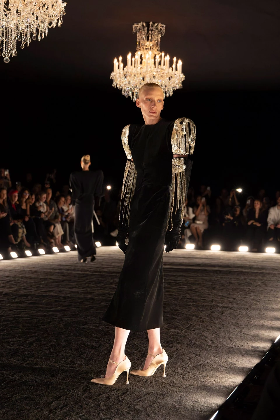 Schiaparelli Haute Couture осінь-зима 2024-2025