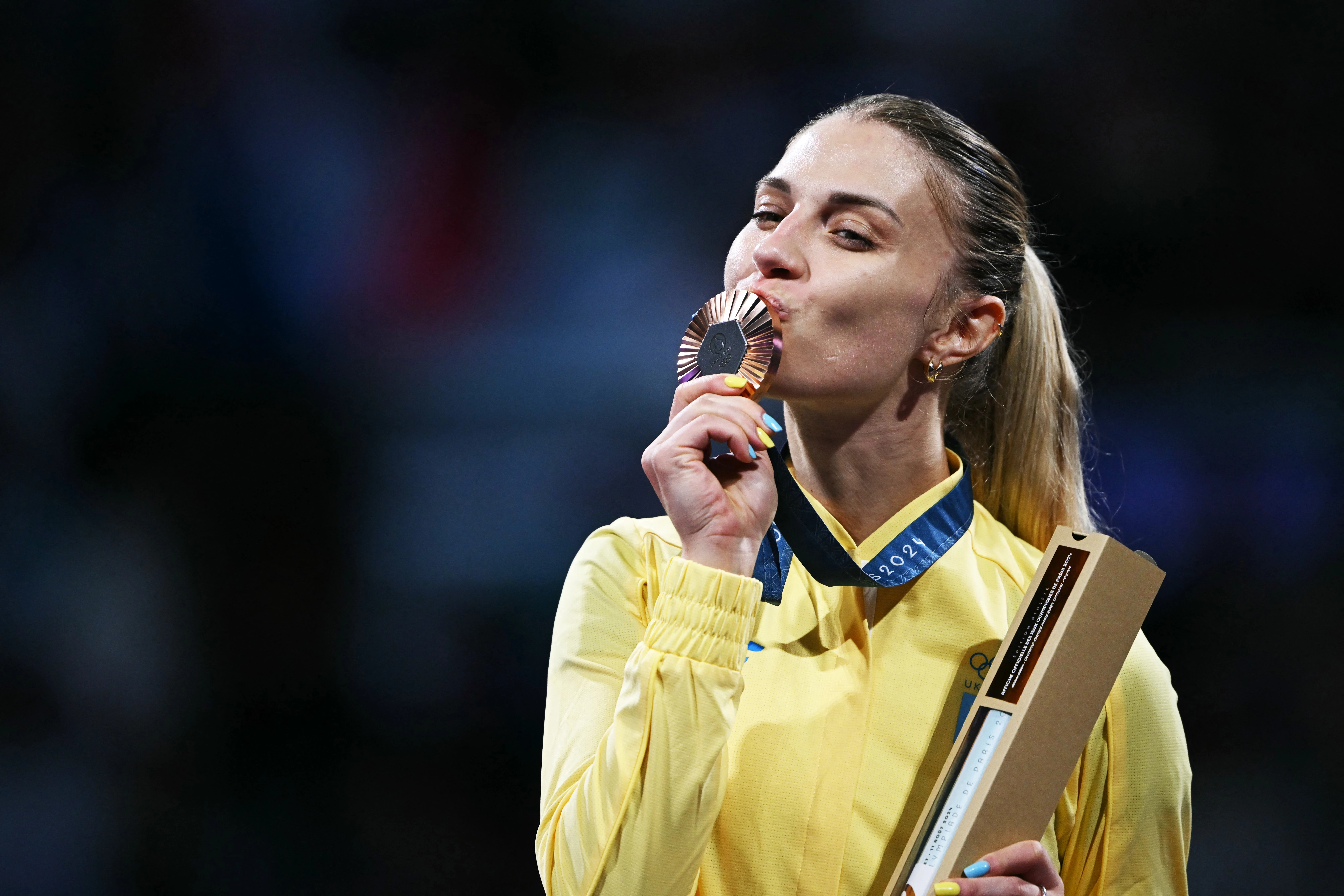 Ольга Харлан з бронзовою медаллю на Олімпійських іграх у Парижі, 2024 рік. Photo: Getty Images