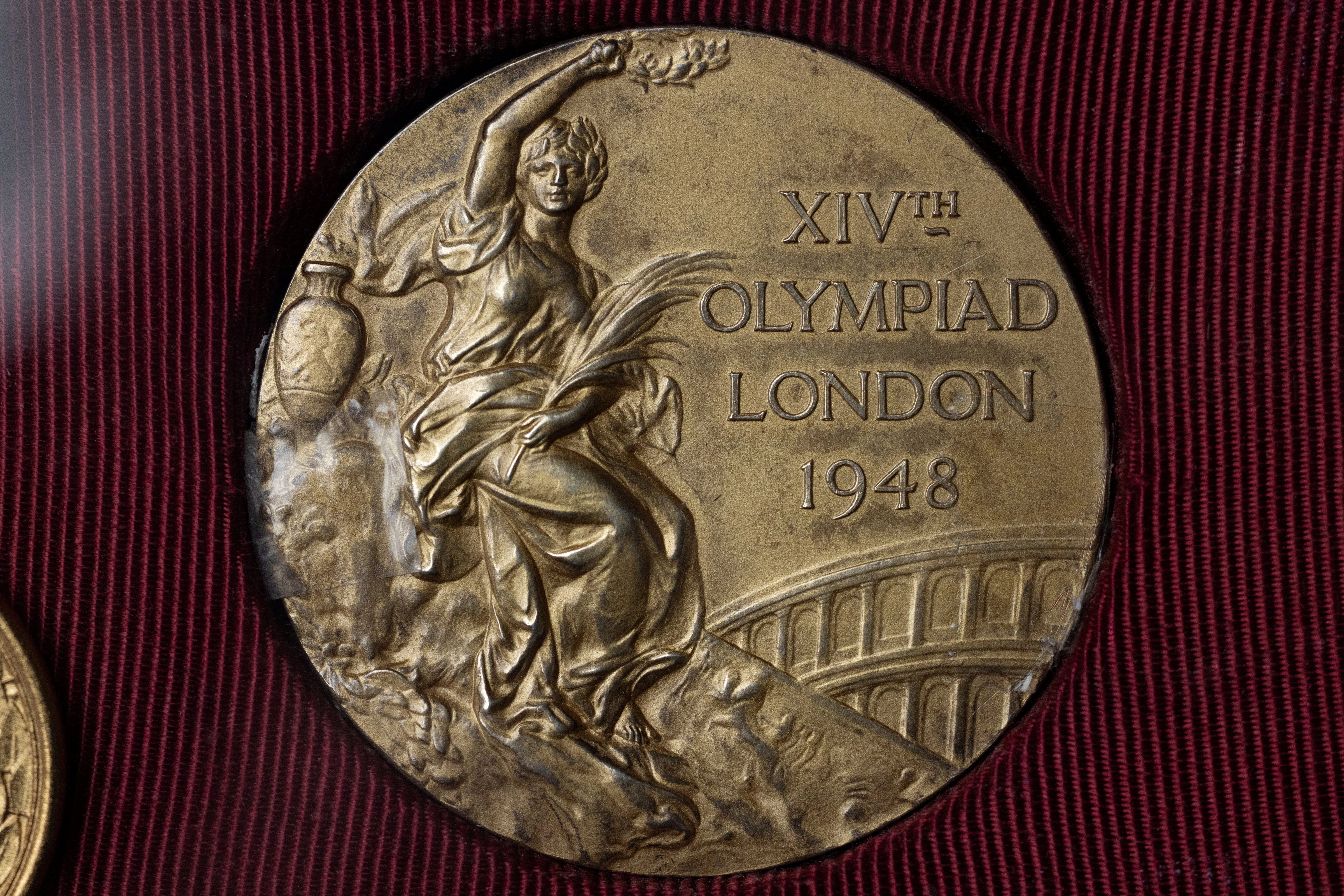 Медаль з Олімпійських ігор у Лондоні, 1948 рік. Photo: Getty Images