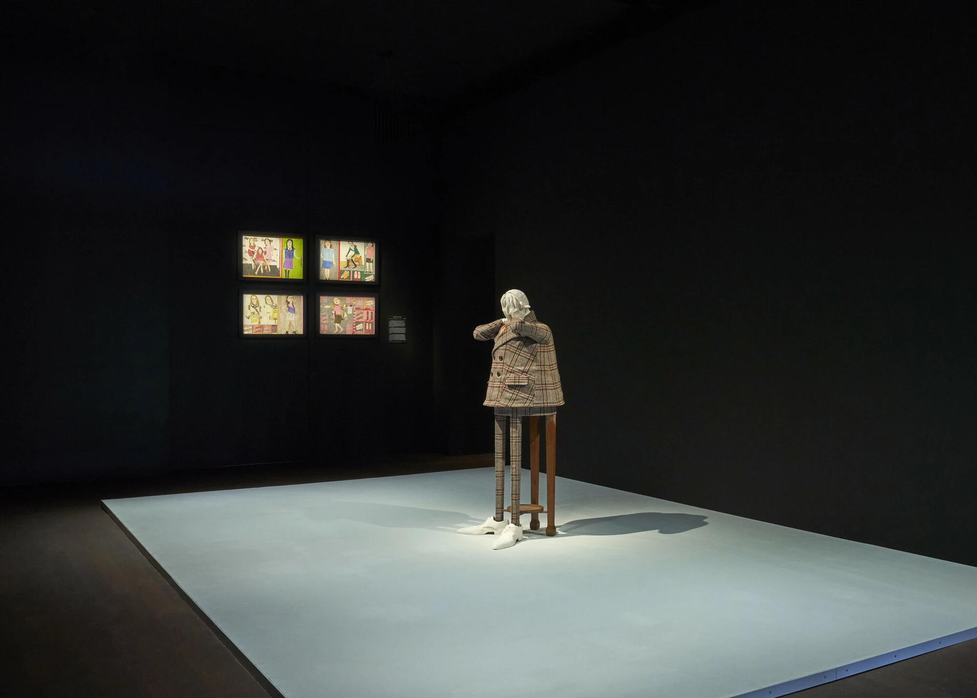 Виставка Mirror Mirror