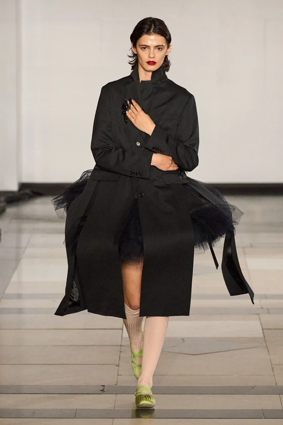 Simone Rocha весна-літо 2025. Photo: Go Runway