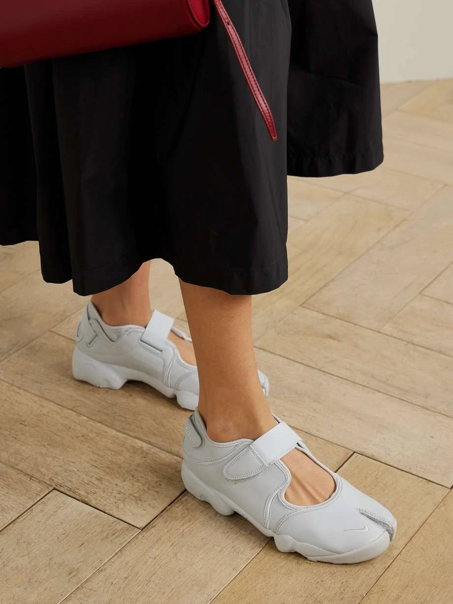 Nike Air Rift