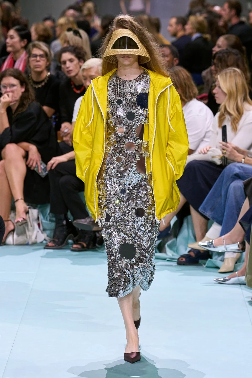 Prada весна-літо 2025. Photo: GoRunway.com