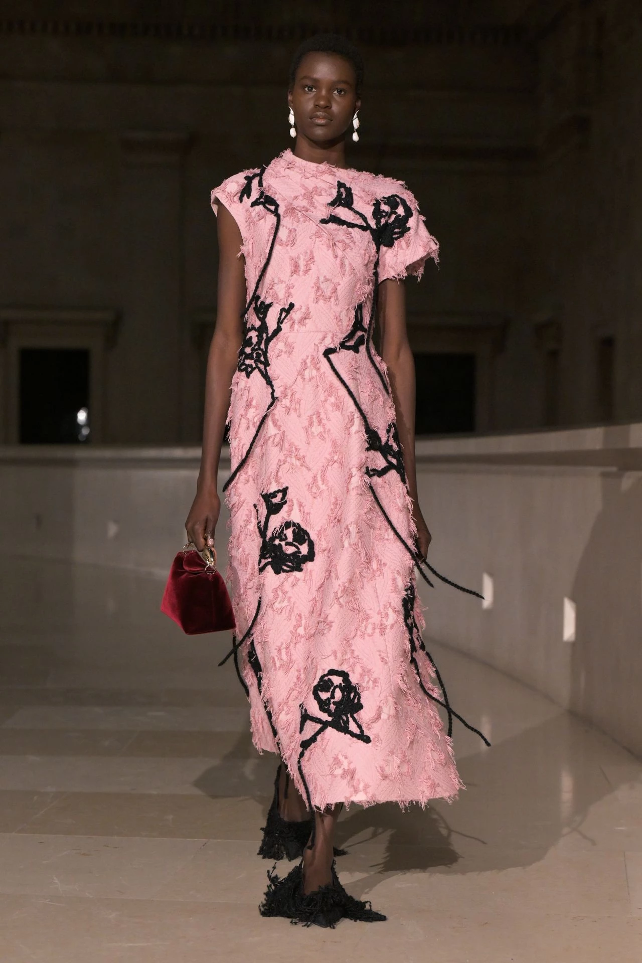 Erdem осінь-зима 2025/2026. Photo: WWD/Getty Images Erdem осінь-зима 2025/2026. Photo: WWD/Getty Images
