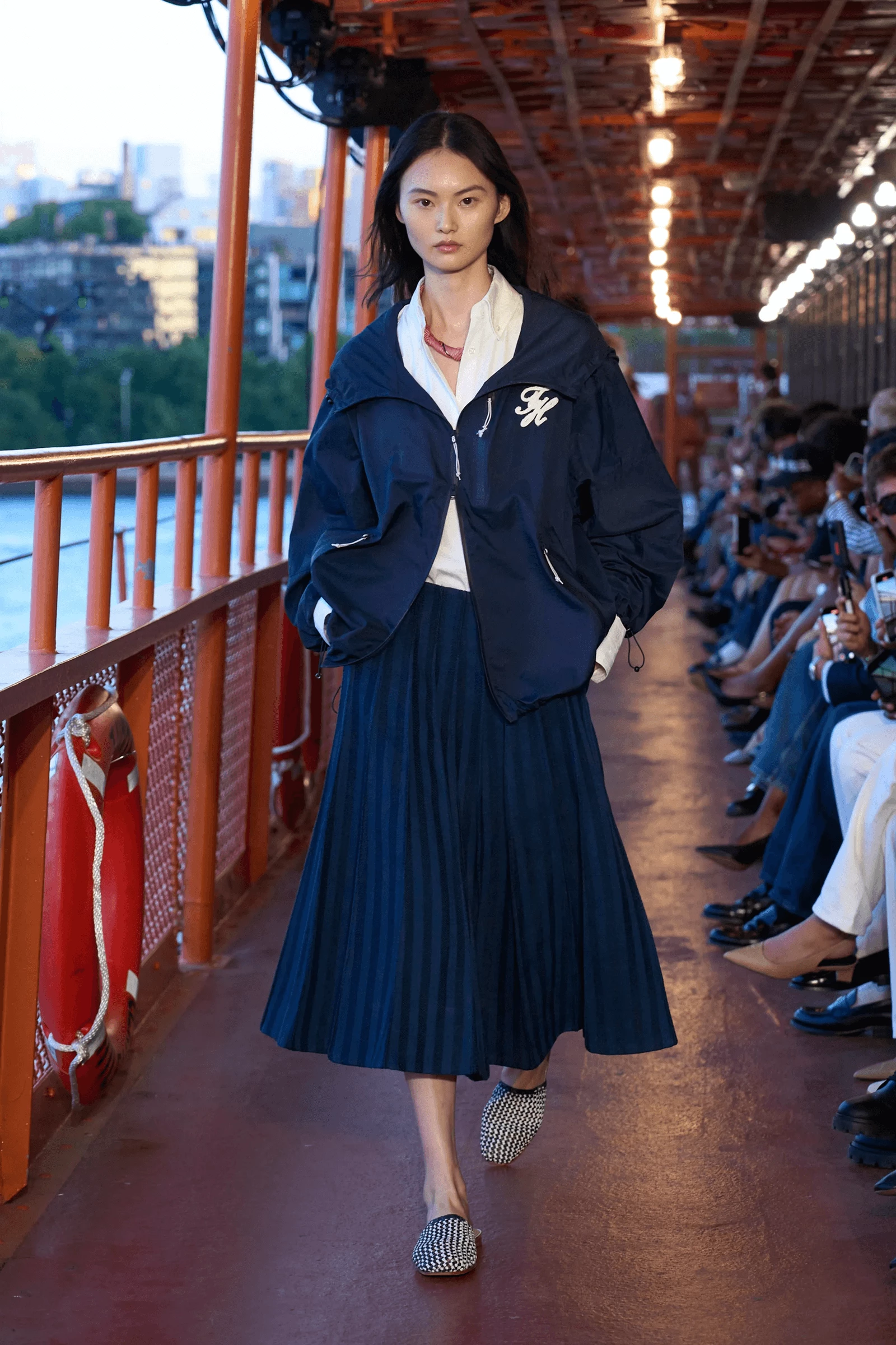Tommy Hilfiger весна-літо 2025 Tommy Hilfiger весна-літо 2025