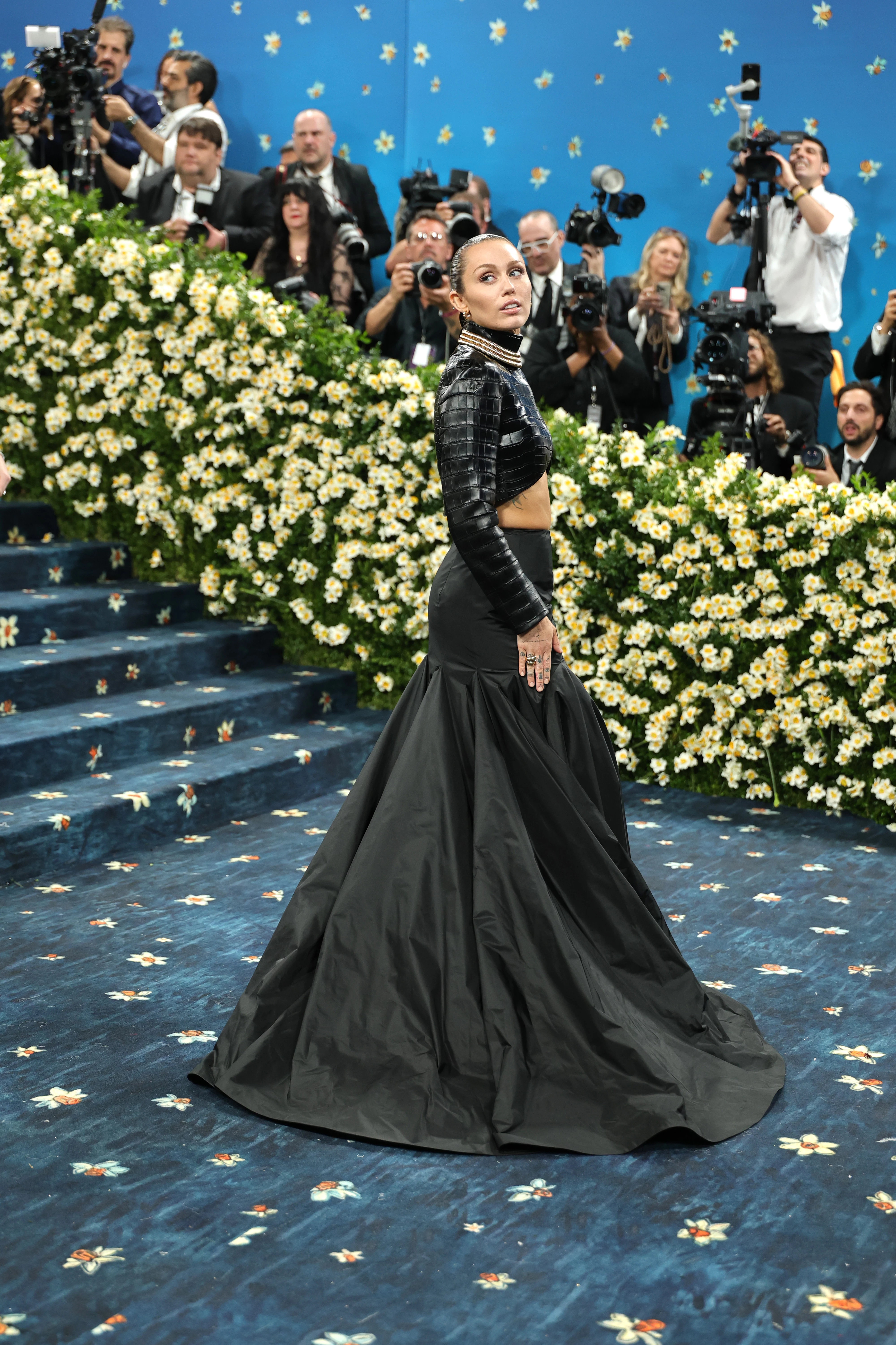 Майлі Сайрус у Alaia Майлі Сайрус у Alaia