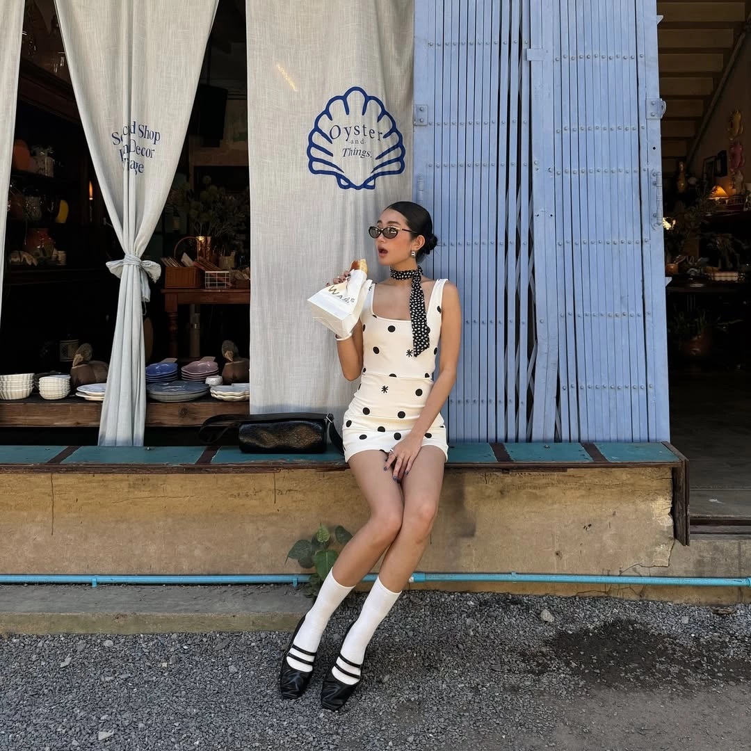 Instagram @loog._.mai Instagram @loog._.mai