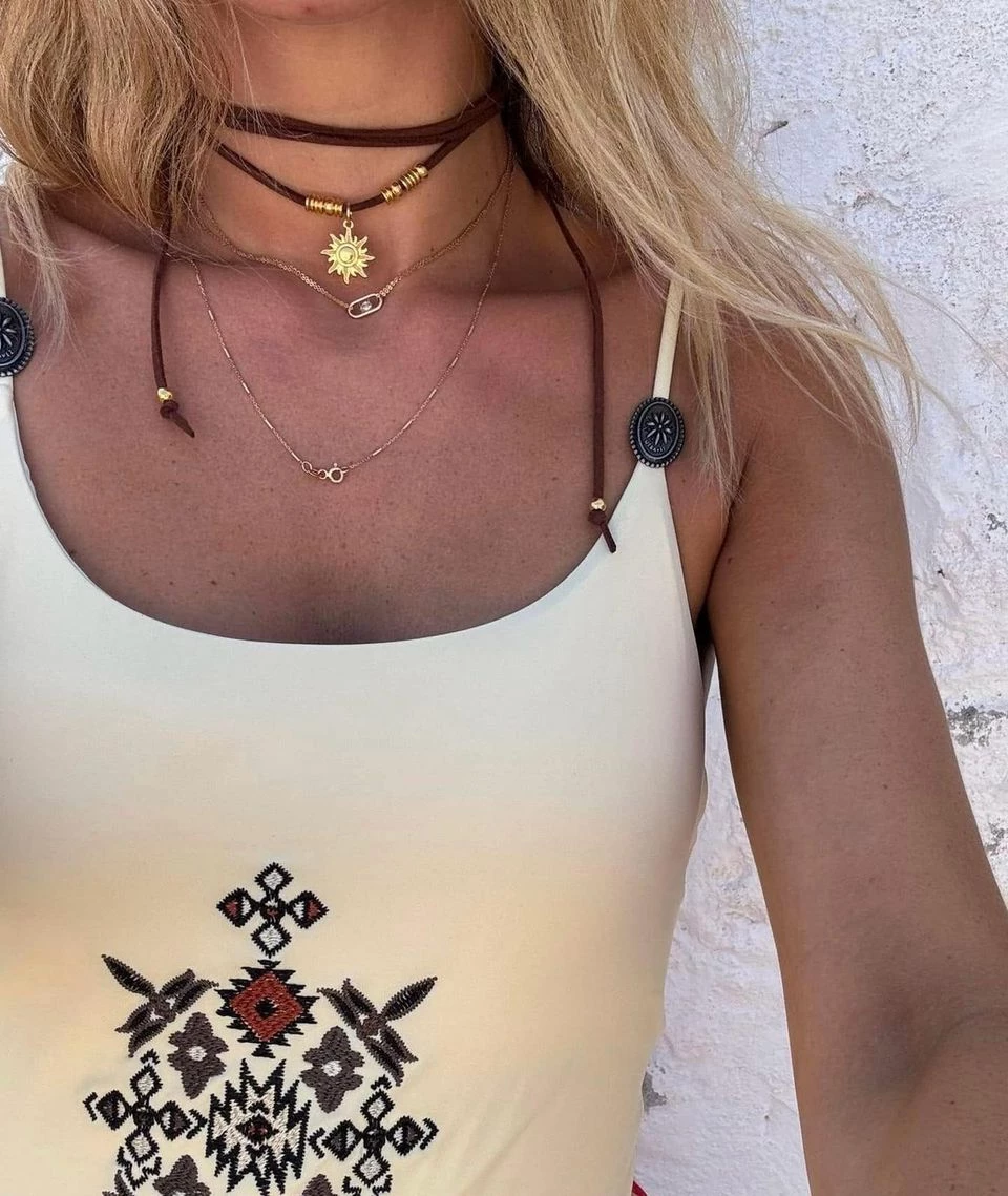 Instagram @cecinestpasnicole Instagram @cecinestpasnicole