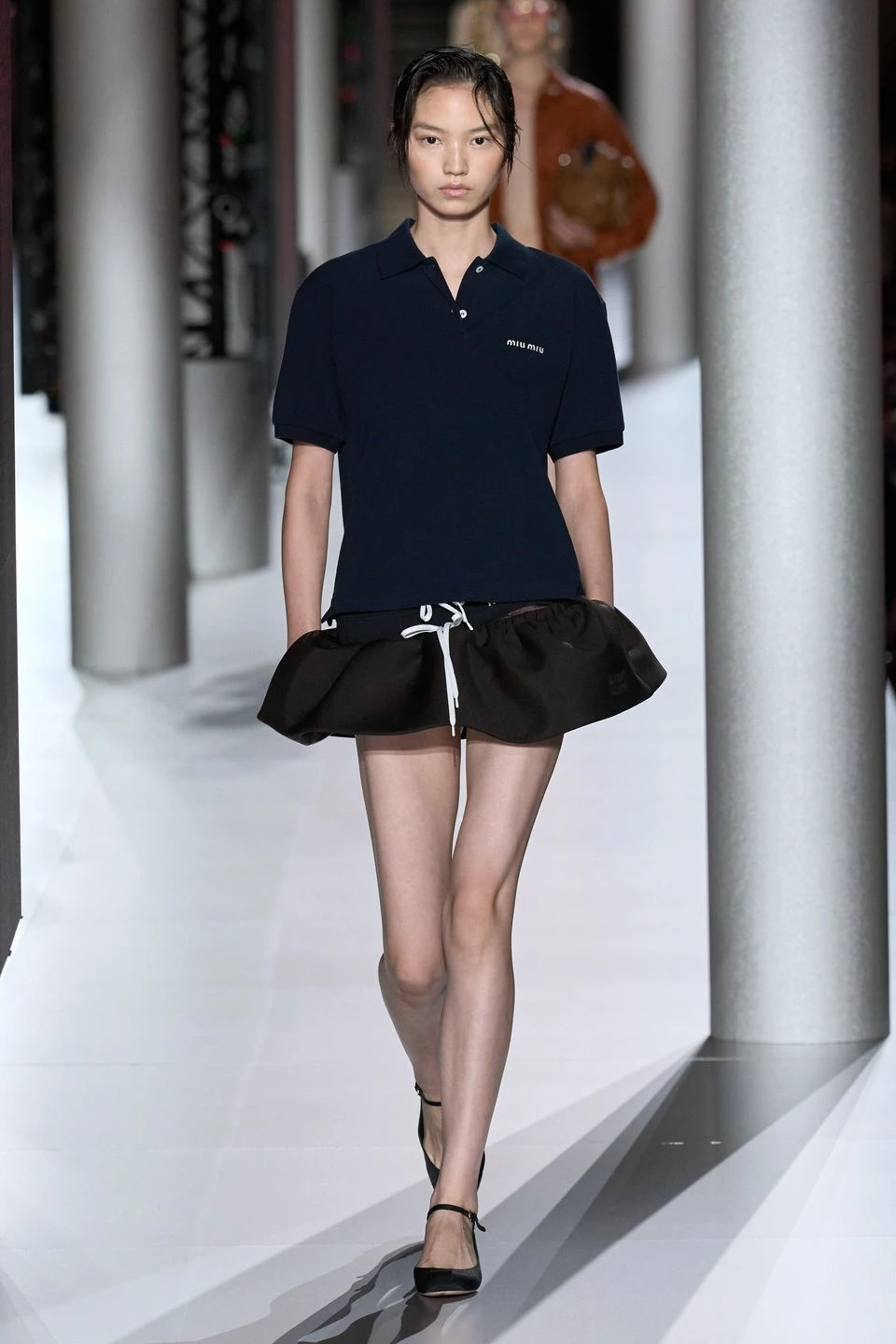 Miu Miu весна-літо 2024. Photo: Vogue Runway Miu Miu весна-літо 2024. Photo: Vogue Runway