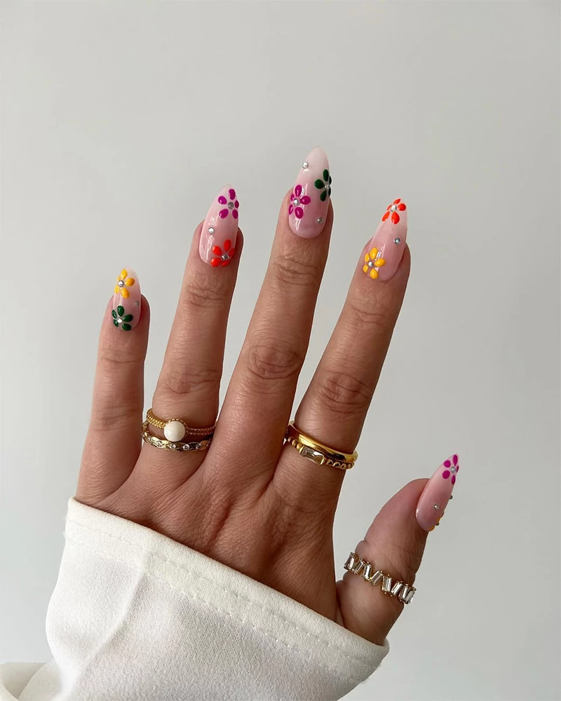 Instagram @nolas.nails Instagram @nolas.nails