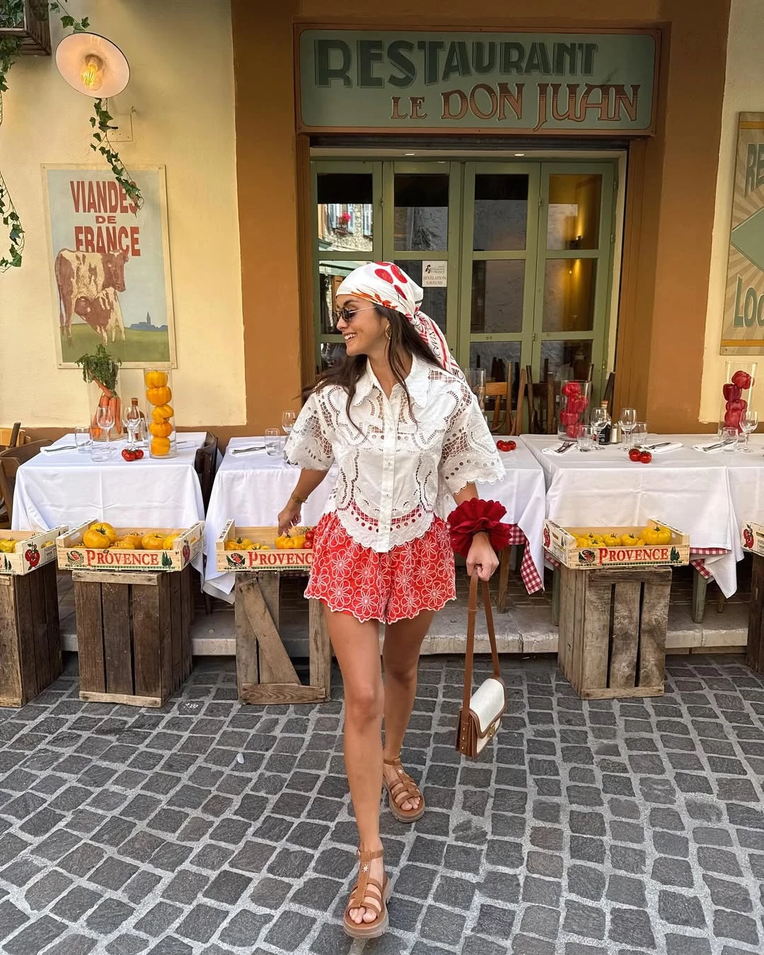 Instagram @louisevgrxx Instagram @louisevgrxx