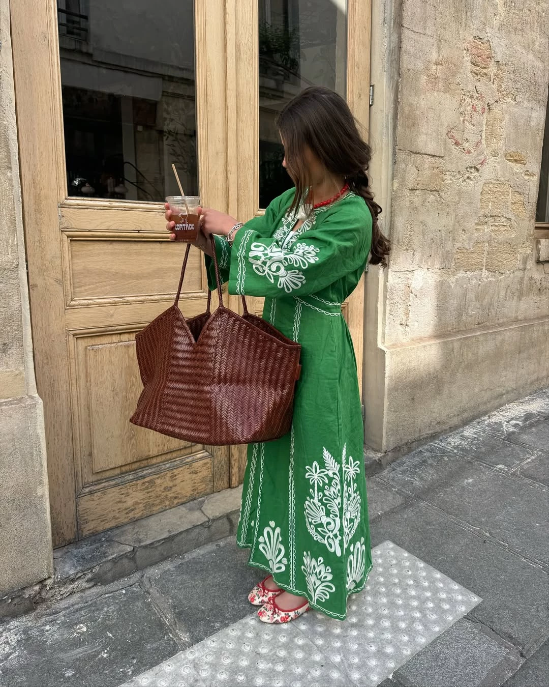 Instagram @manondevelder