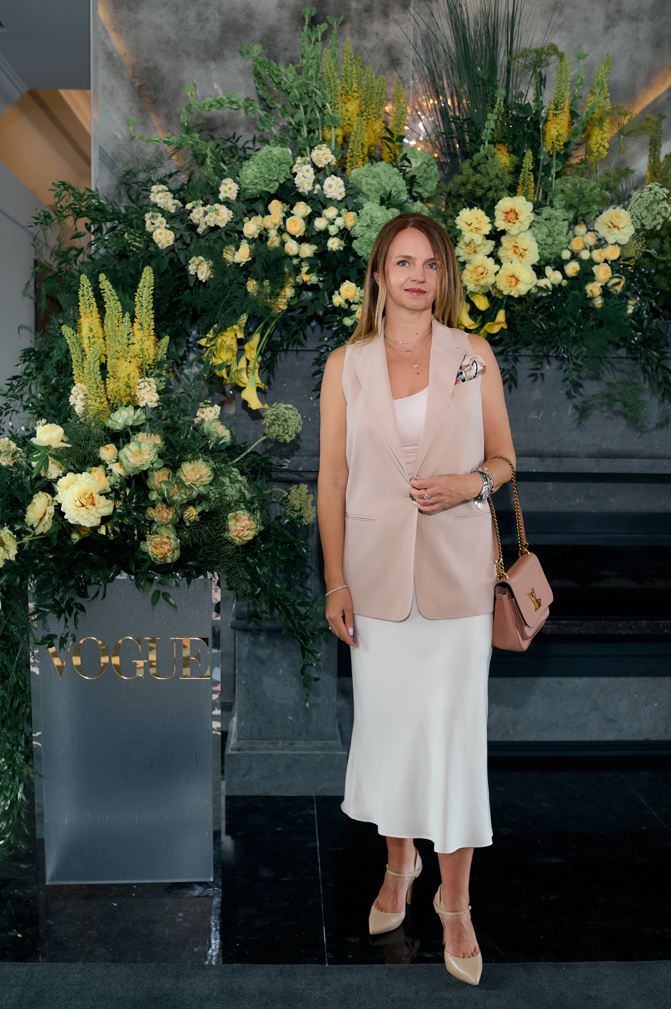 Олена Комарова Олена Комарова